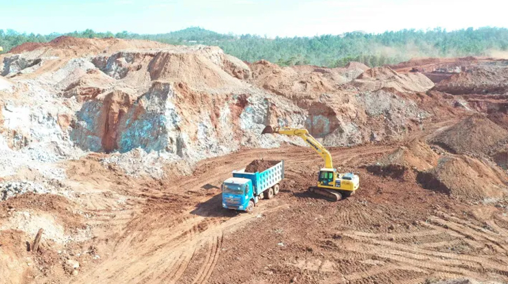 PT mineral industri indonesia 1